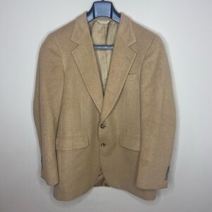 "VINTAGE‎ BILL BLASS 100% Camel Hair Men's Tan Blazer - Circa 1990's
